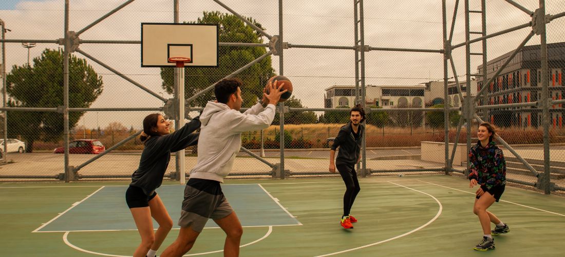 Basketball Courts Near Me